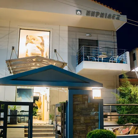 Apartahotel Niriides Kourouta