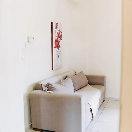 Niriides Aparthotel 4*