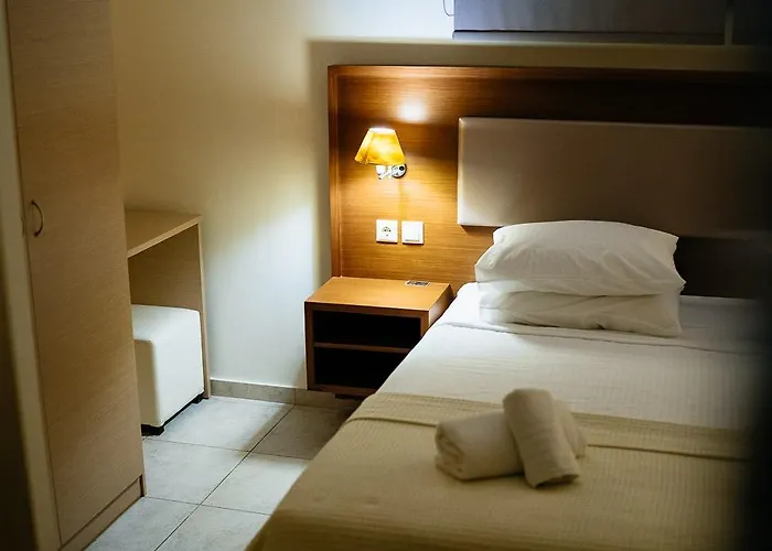 Niriides Aparthotel Kourouta